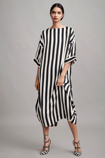 B&W Stripe Midi Dresses Womenswear (6064342630570)